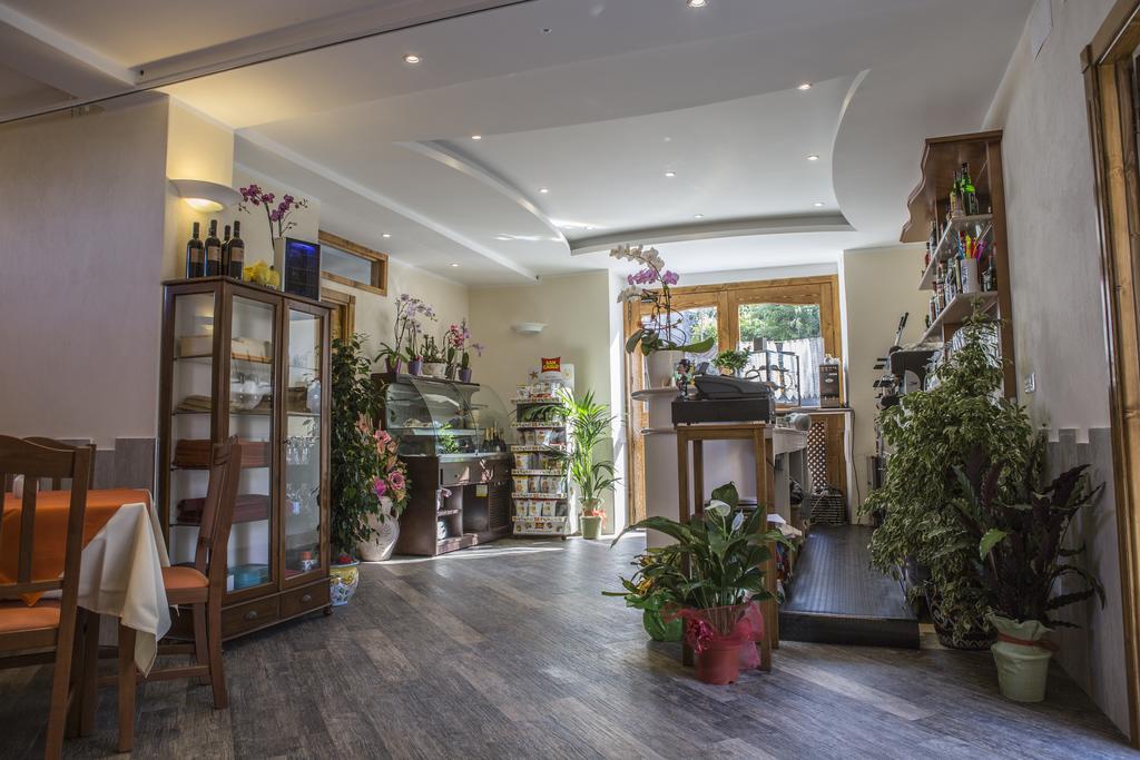 סקאלה Rianna Rooms & Breakfast מראה חיצוני תמונה