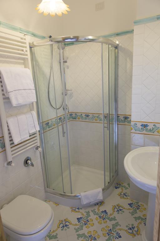 סקאלה Rianna Rooms & Breakfast מראה חיצוני תמונה